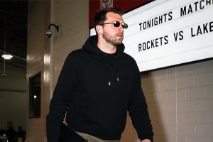 快讯配图